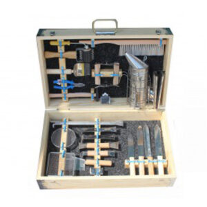 Set cadou complet unelte pentru apicultor – Cutie lemn cu 20+ accesorii esențiale